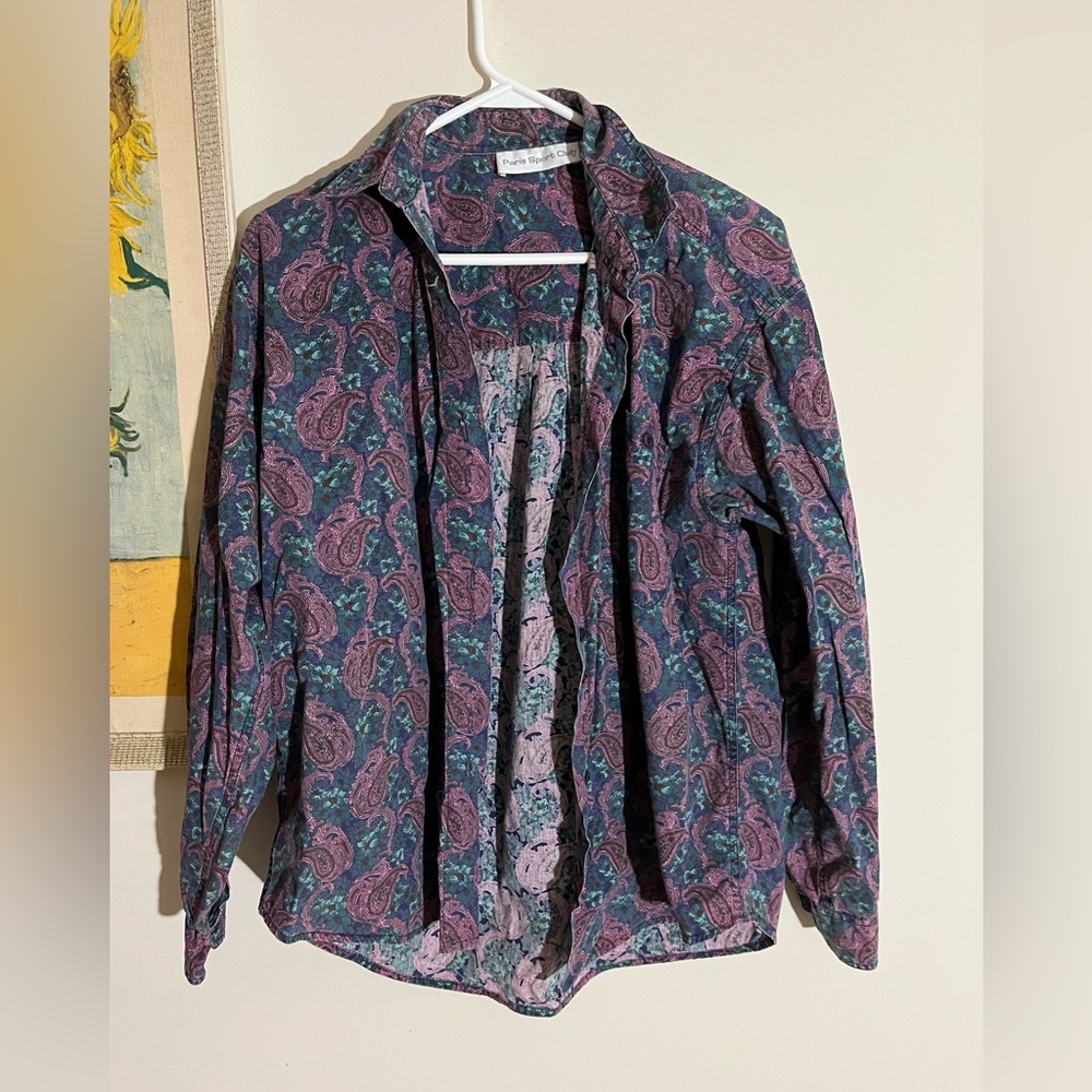 💚3 for $15 Paris sport club Paisley button-down